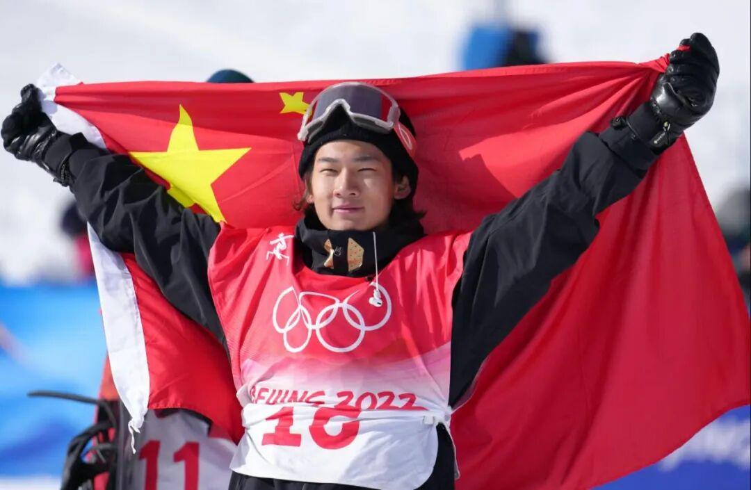 kaiyun.com-苏翊鸣和他背后的日本教练